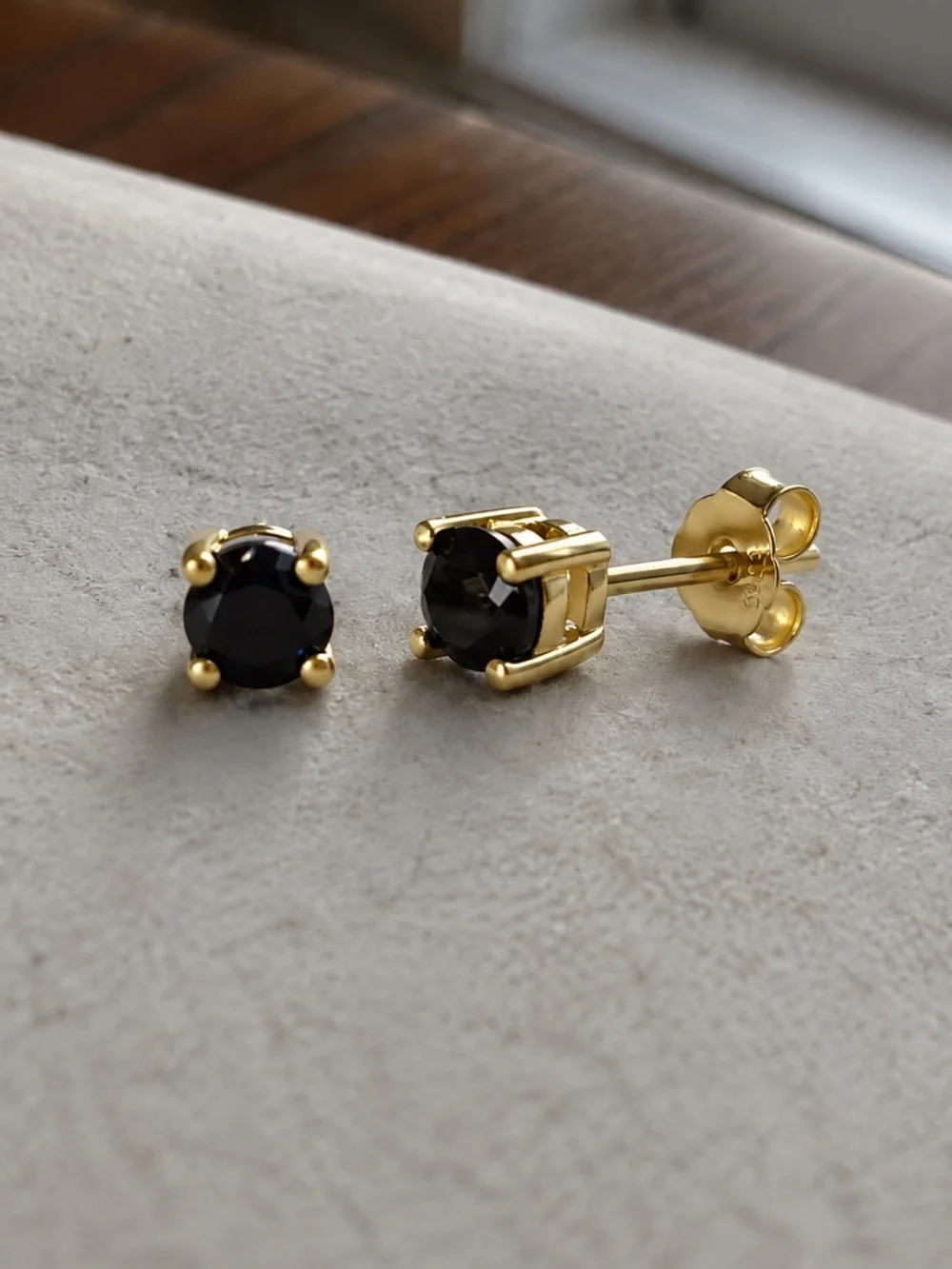 14K Gold Black Moissanite Stud Earrings Plated 925 Silver VVS1 Unisex 0.3CT LUX